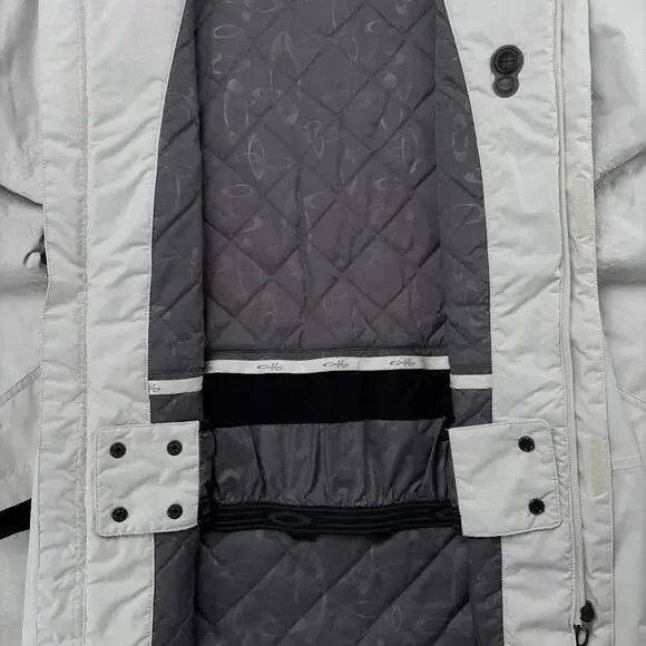 Y2K White Oakley Road Fuel Ski Snow Jacket - Picture 5 of 8